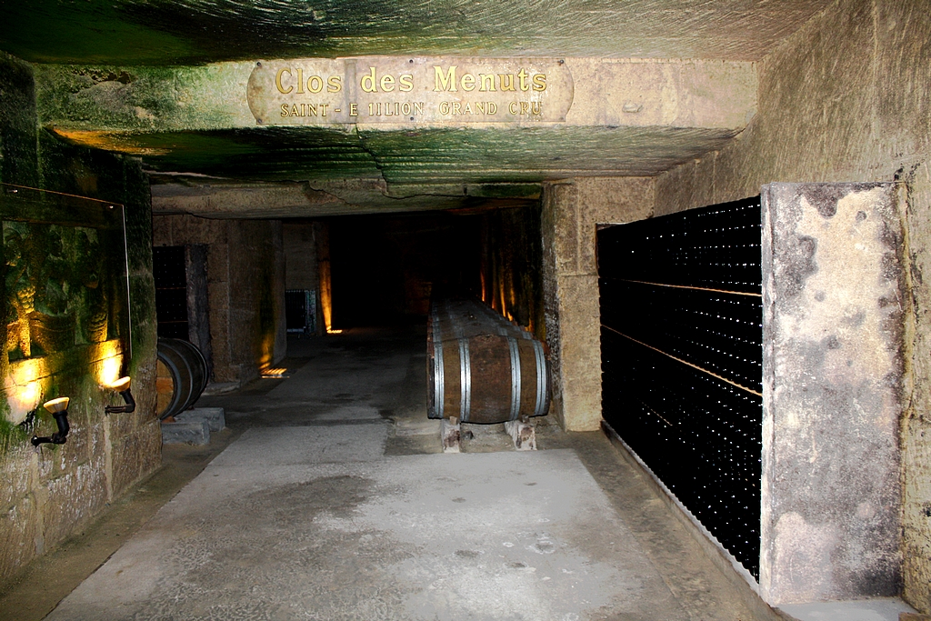 cave_clos_des_menuts01.jpg